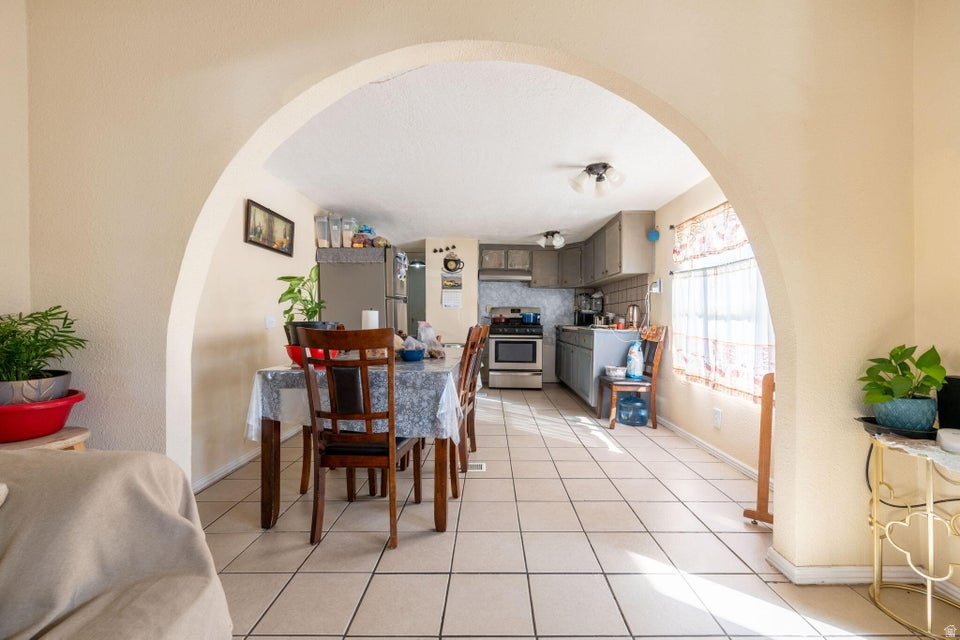 MOUNTAIN VIEW - Residential