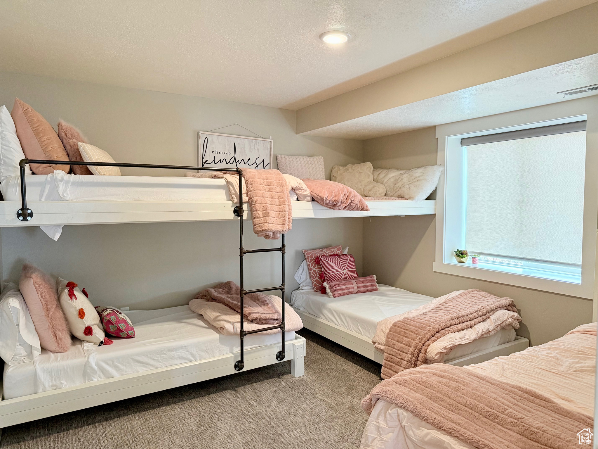 RASPBERRY PATCH ESTATES - Residential