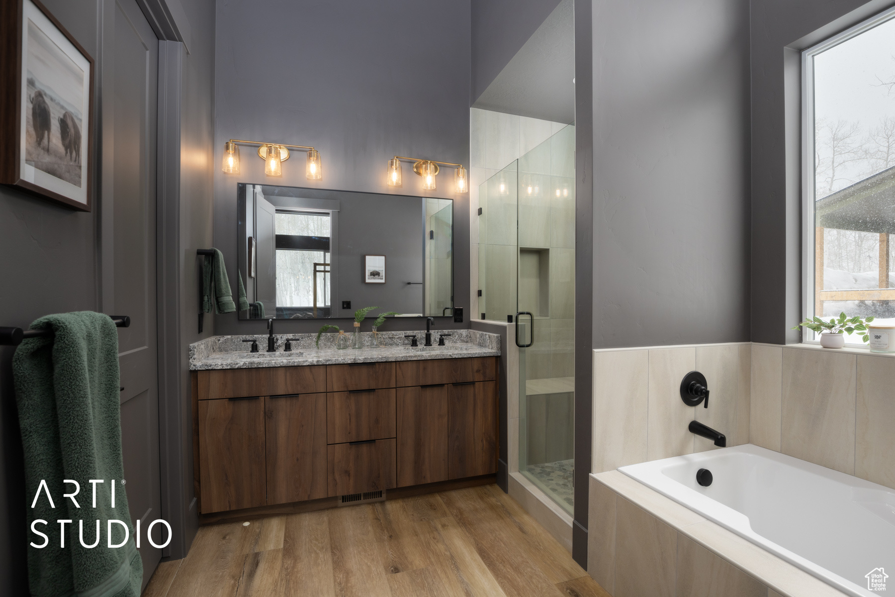 TIMBER LAKES - Residential