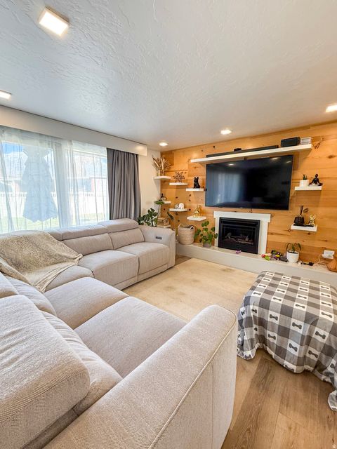 Tiny photo for 483 E 400 S, Orem, UT 84097 (MLS # 2125148)