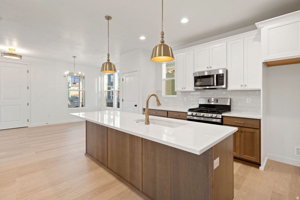 DAYBREAK - Residential