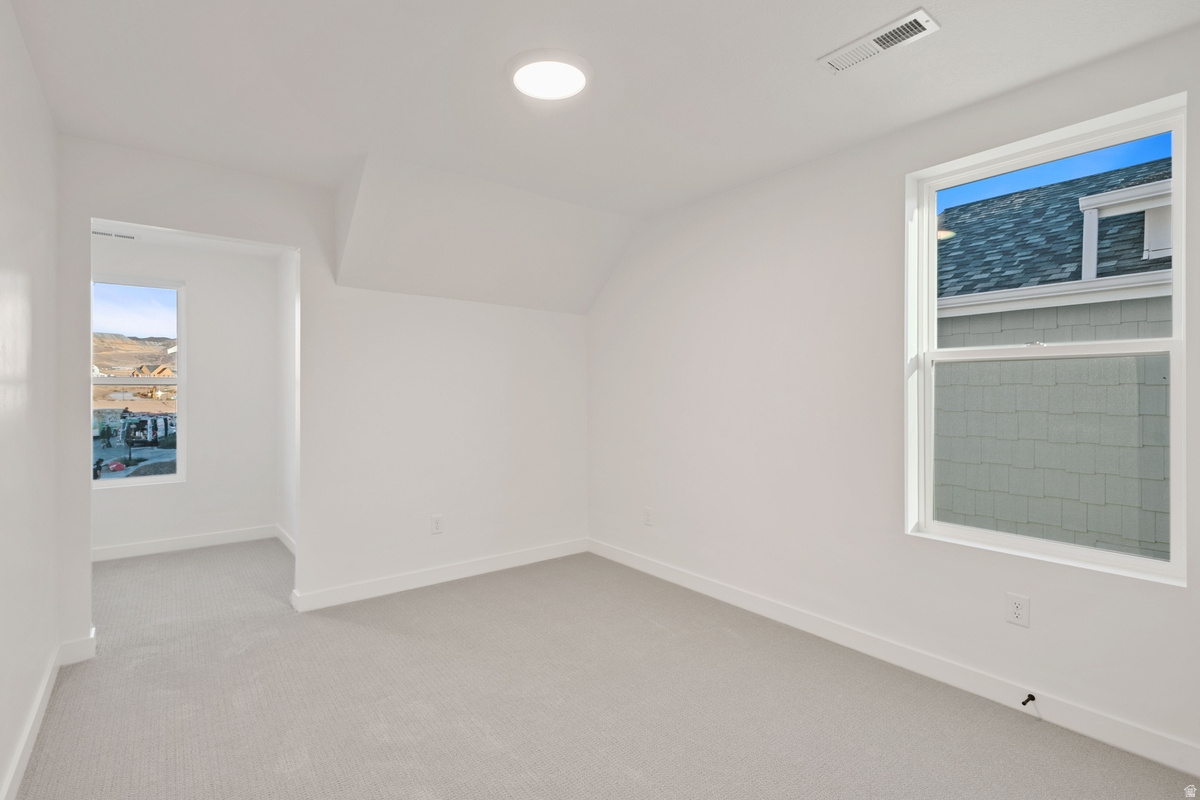 DAYBREAK - Residential