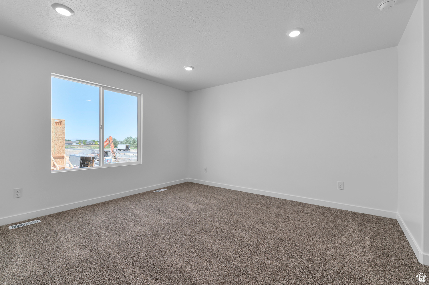 DIXON CREEK - Residential