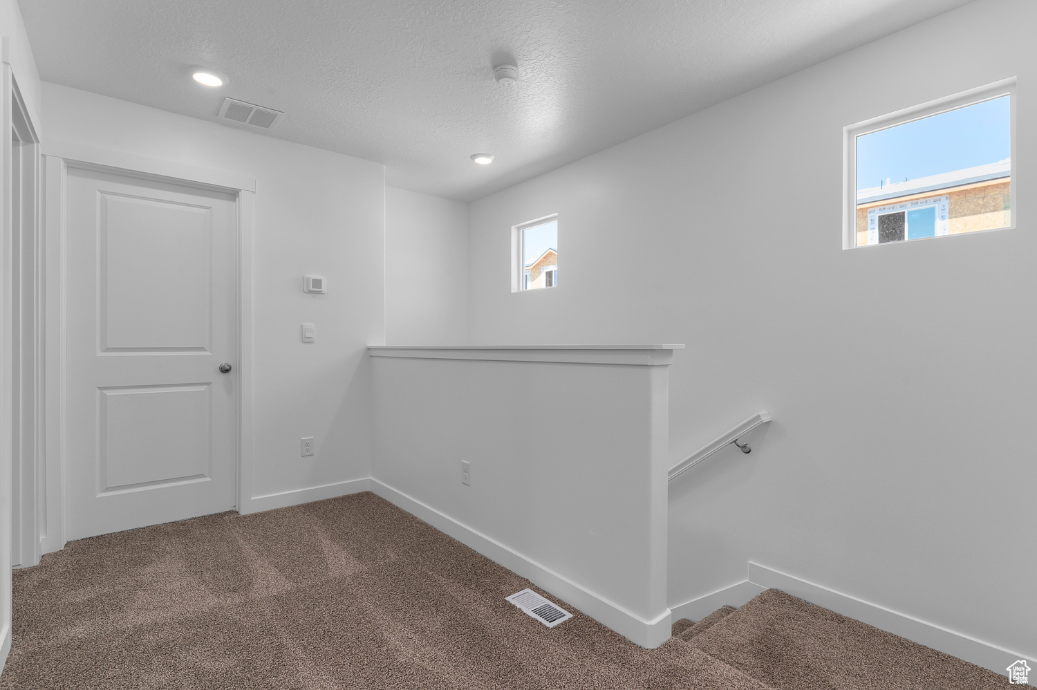 DIXON CREEK - Residential