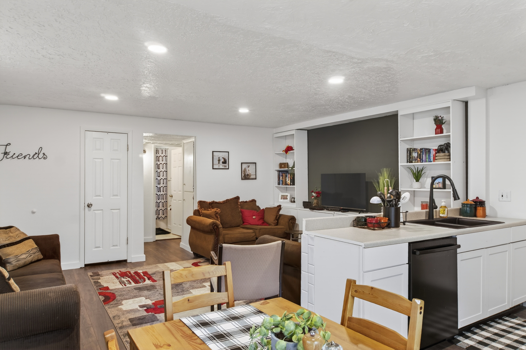 CASTLEBROOK - Residential