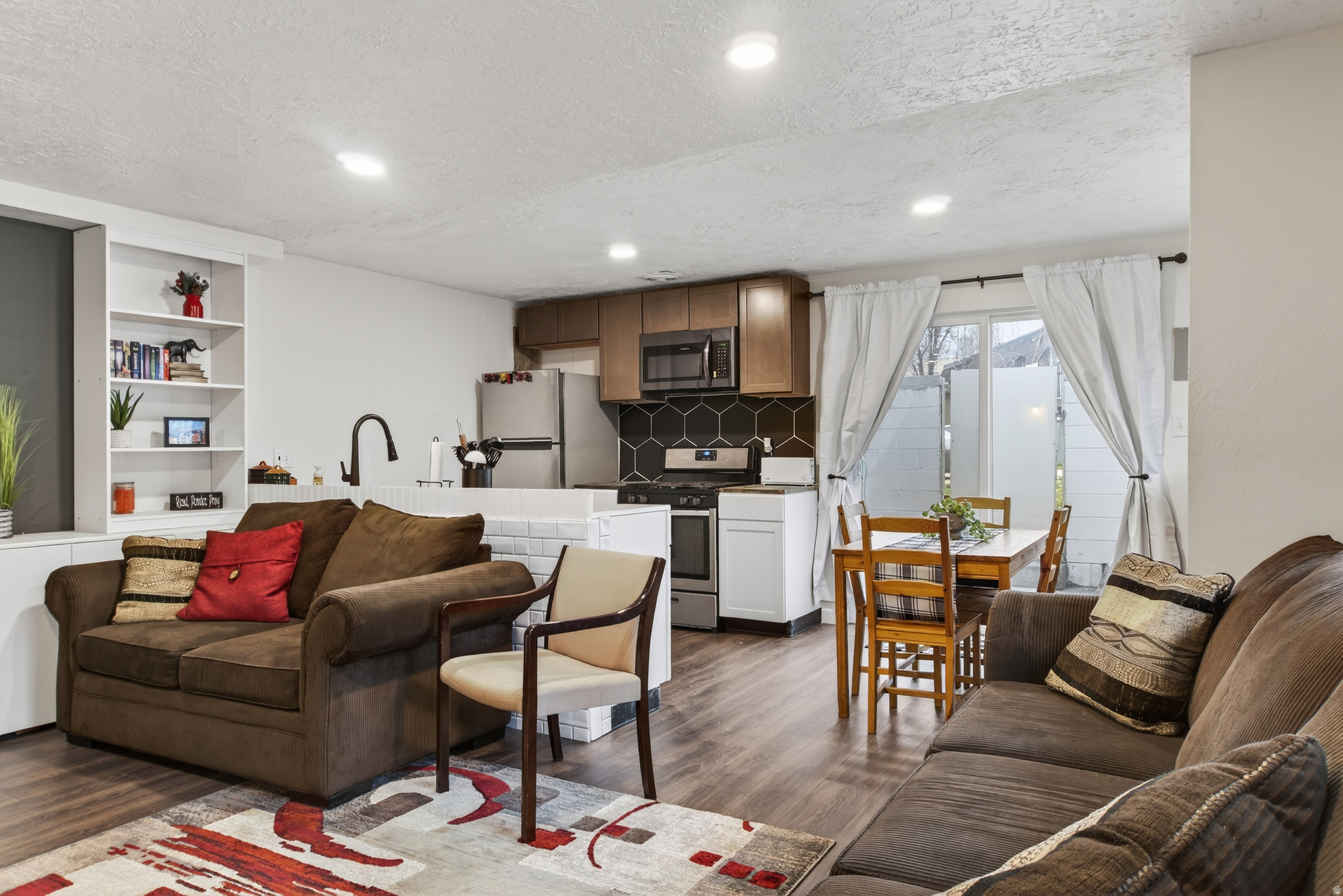 CASTLEBROOK - Residential