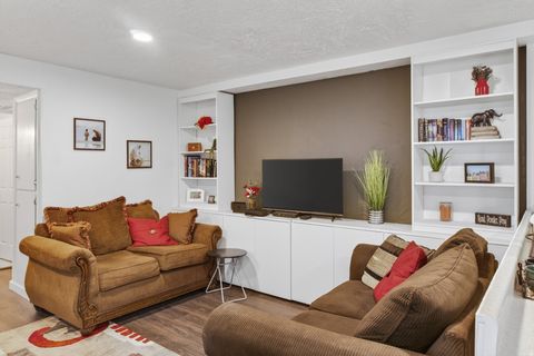 Tiny photo for 1441 W ARTHUR DR, Provo, UT 84601 (MLS # 2140508)