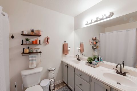 Tiny photo for 288 E 900 S, Payson, UT 84651 (MLS # 2137769)