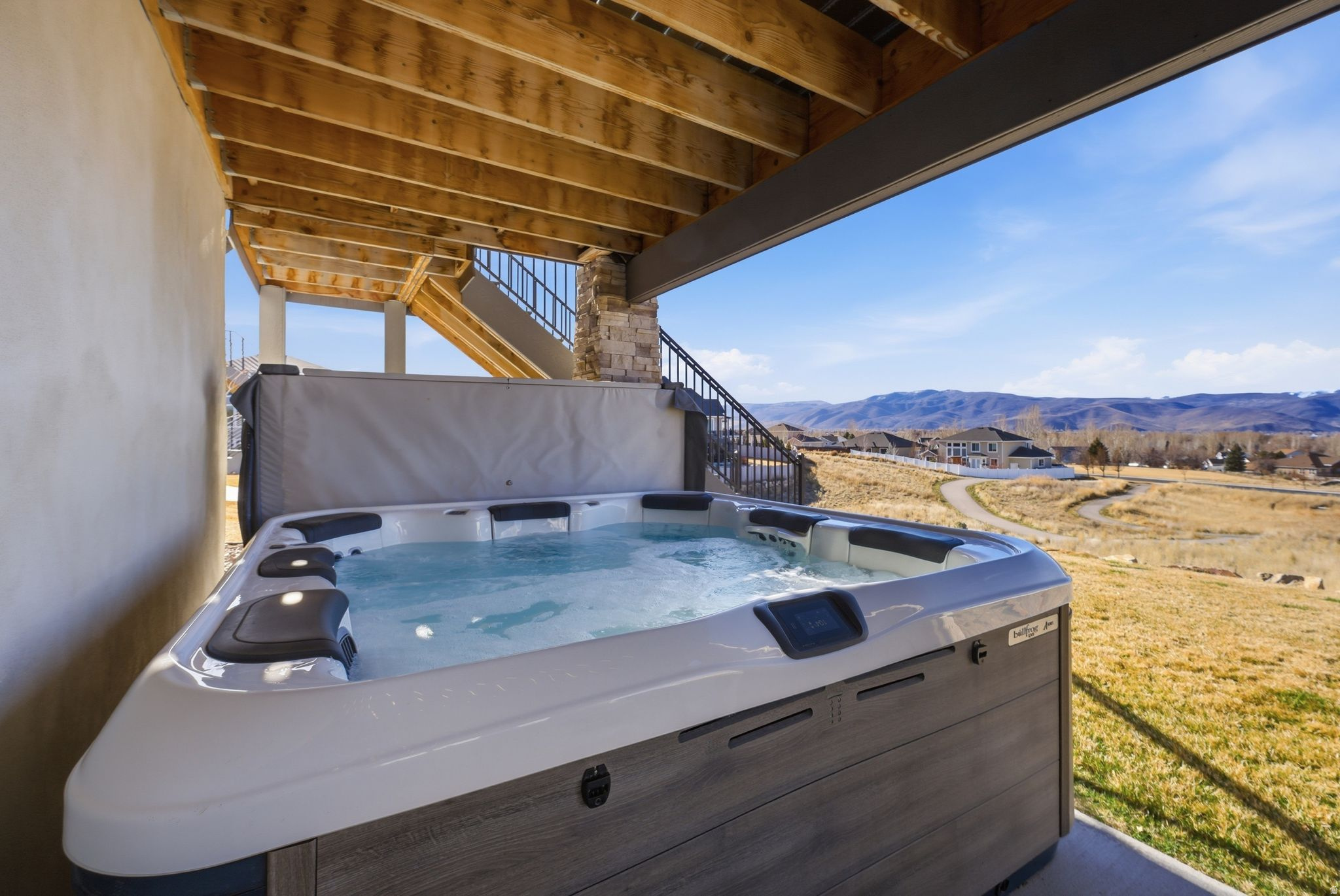 STONE CREEK - Residential