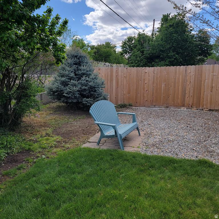 WHITE CIRCLE SUB - Residential