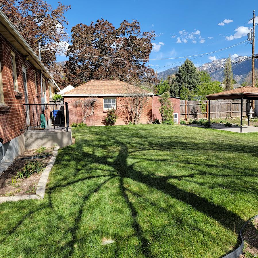 WHITE CIRCLE SUB - Residential