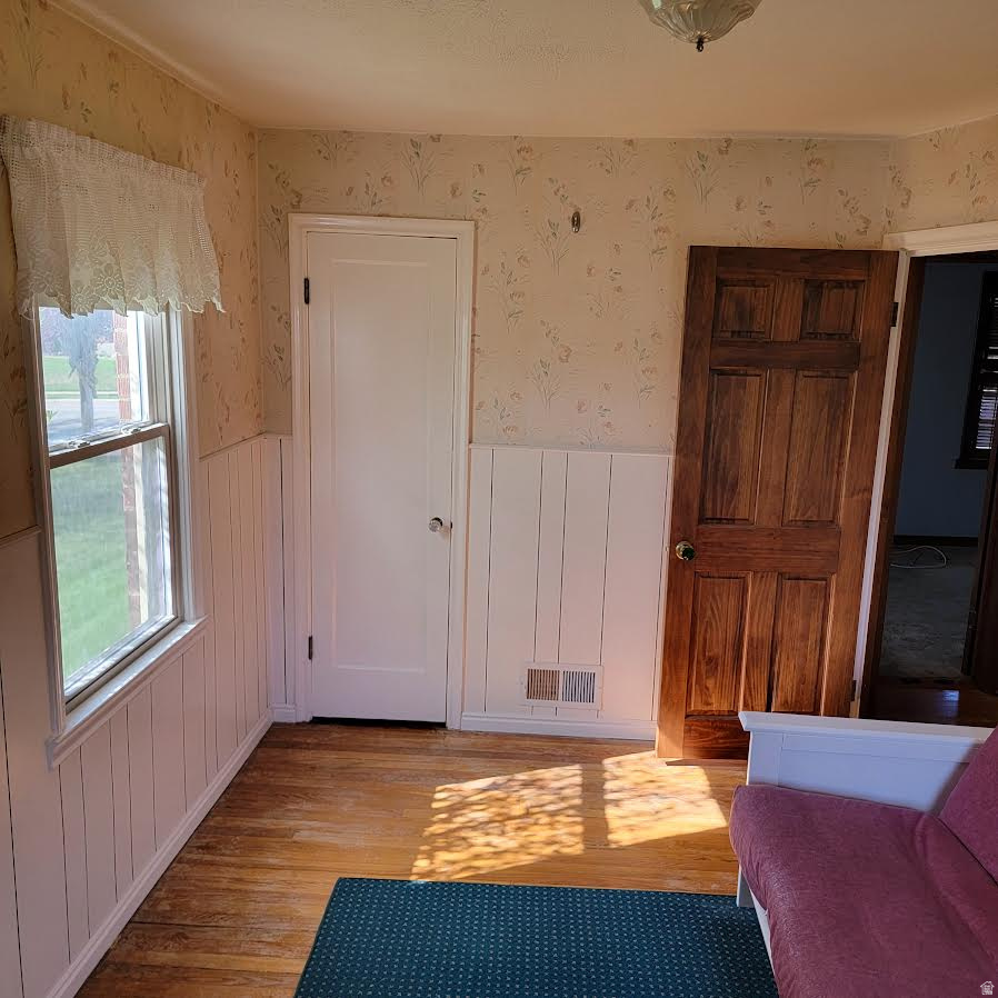 WHITE CIRCLE SUB - Residential