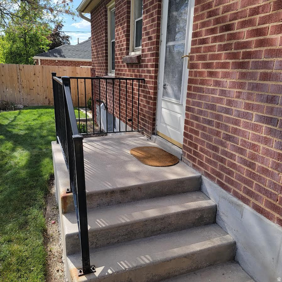 WHITE CIRCLE SUB - Residential