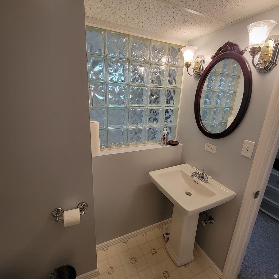 WHITE CIRCLE SUB - Residential