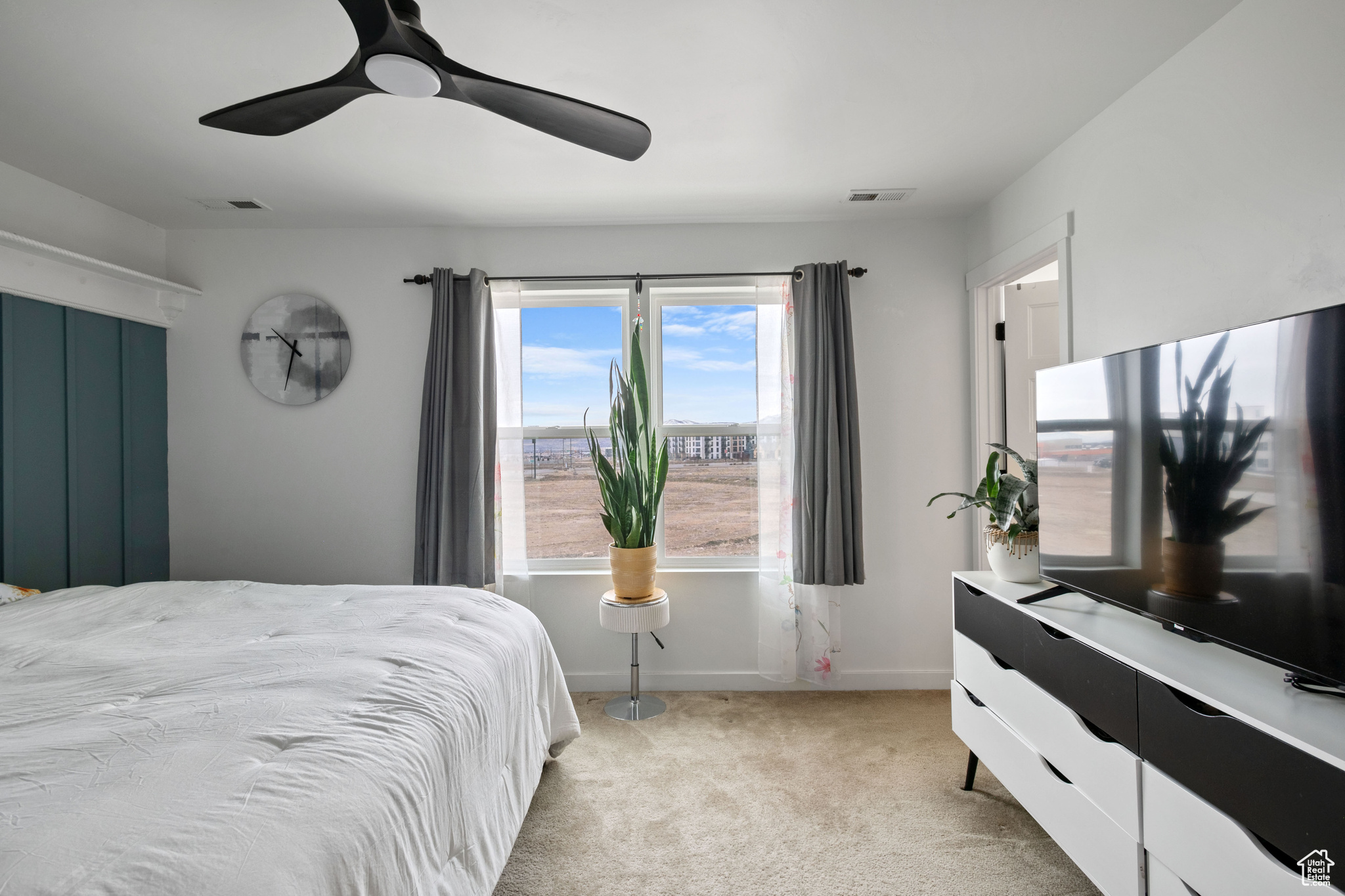 5522 W Burntside Ave, South Jordan, Utah image 17