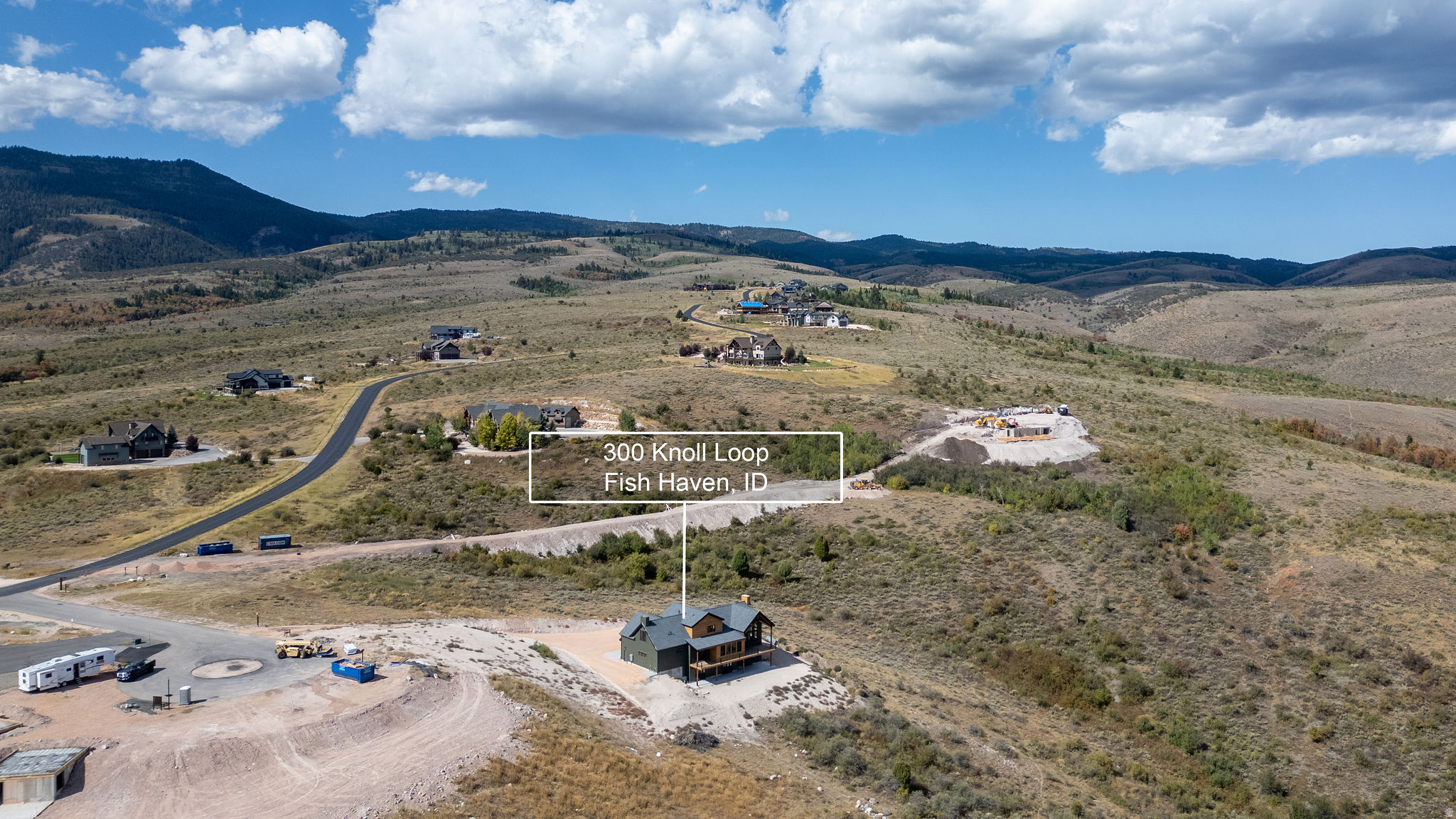 THE KNOLL AT THE RESERVE - Residential