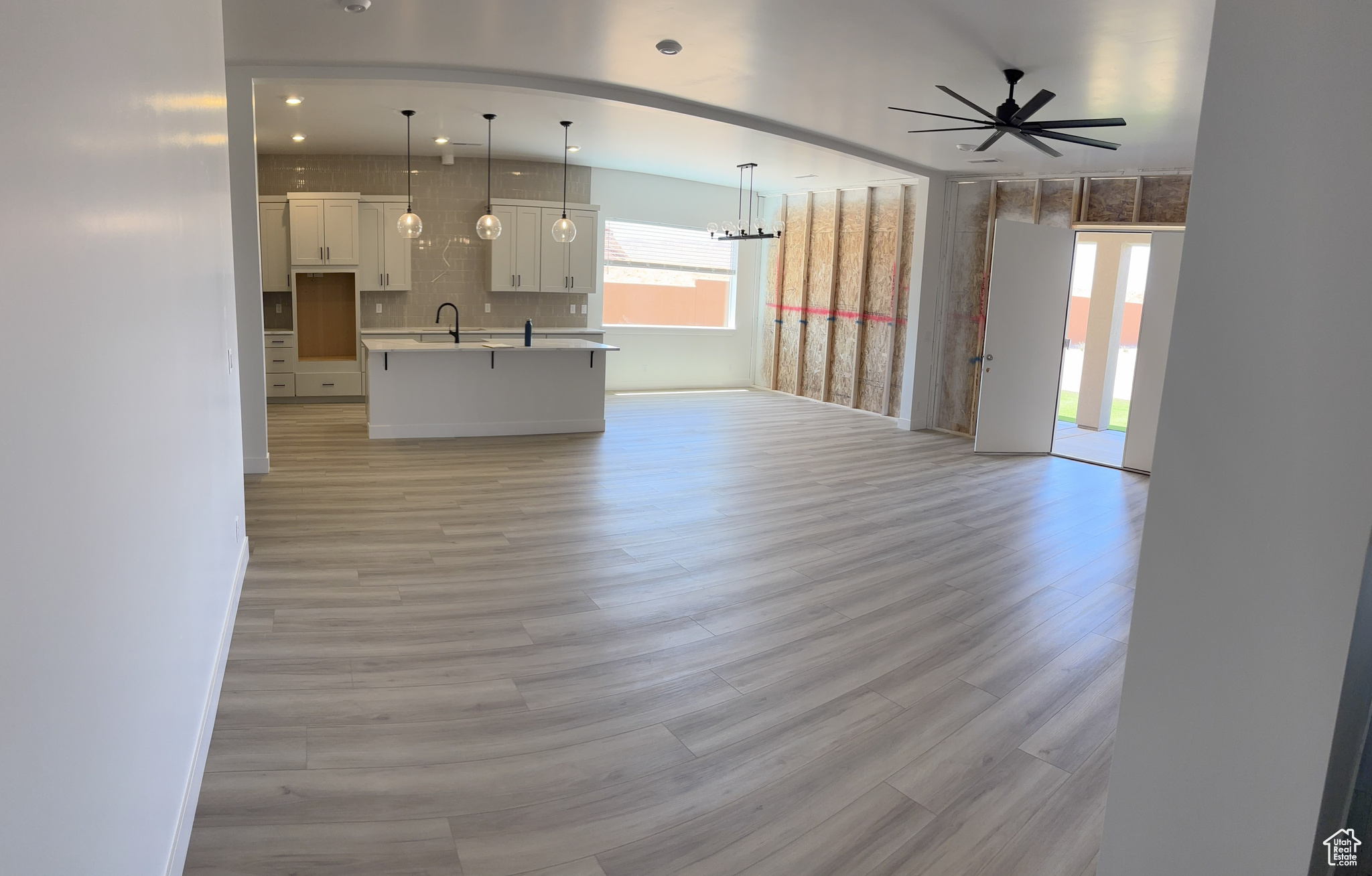ESTATES AT SAND HOLLOW - Residential