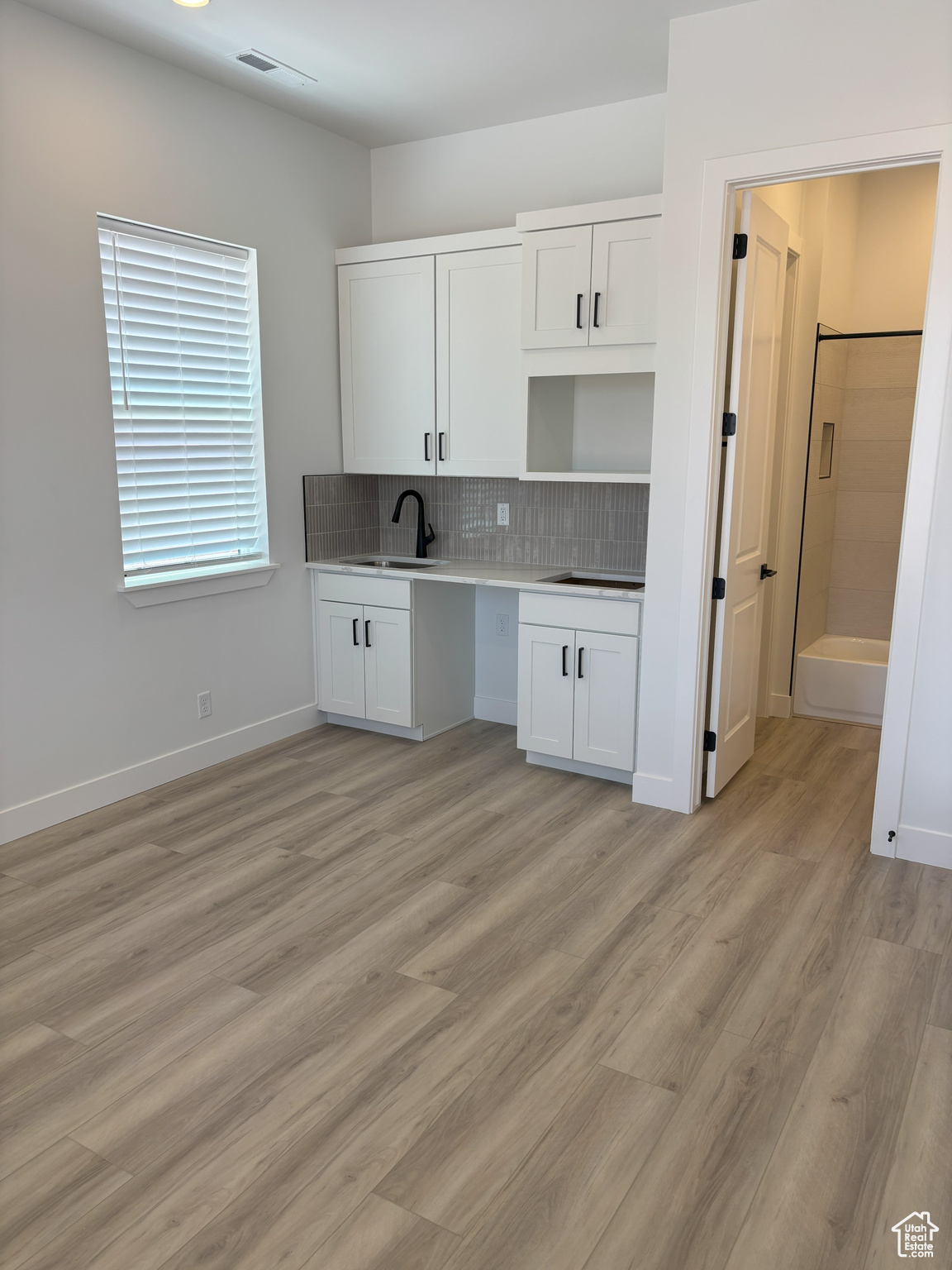 ESTATES AT SAND HOLLOW - Residential