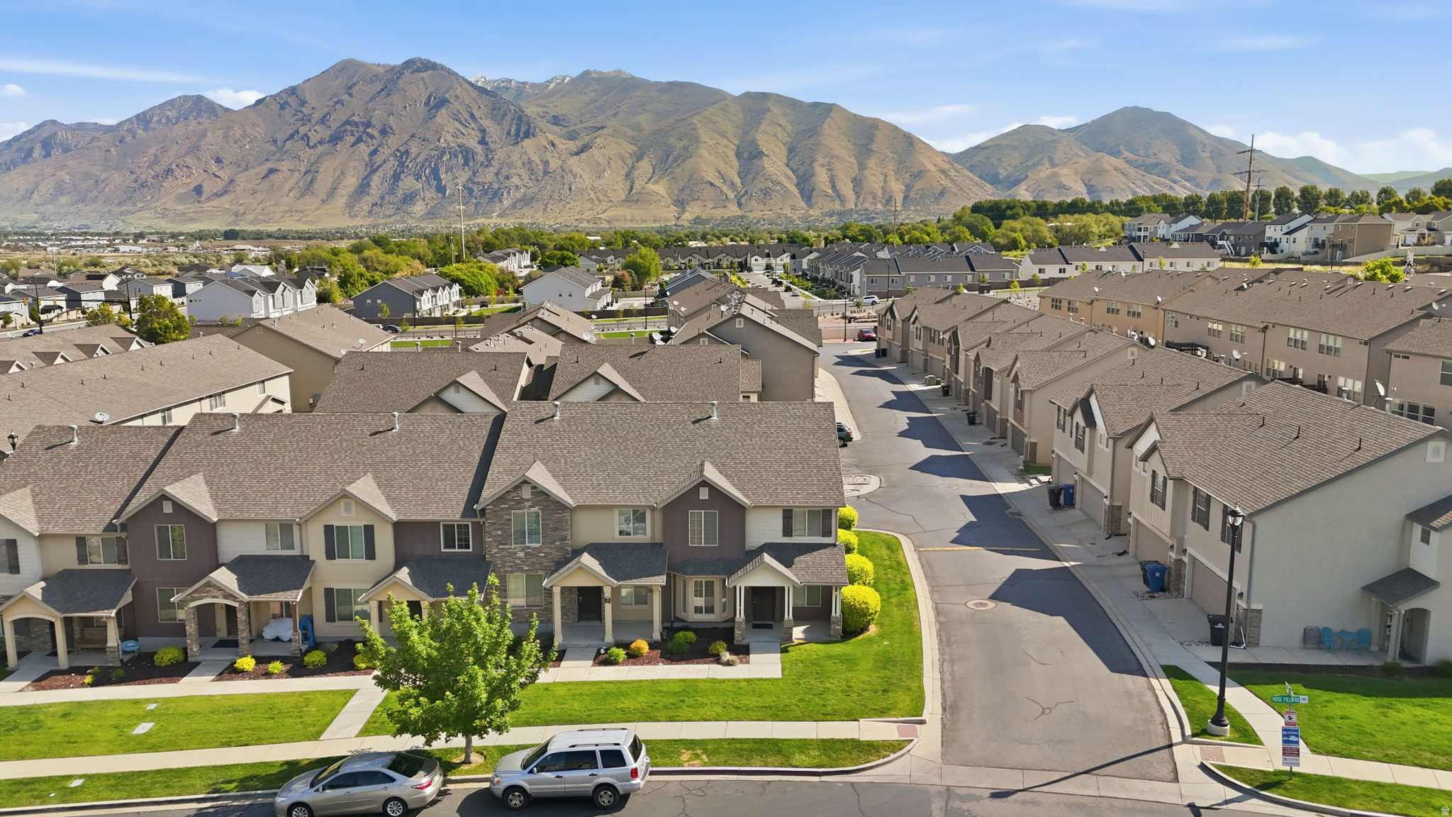 WHISPERING WILLOWS - Residential