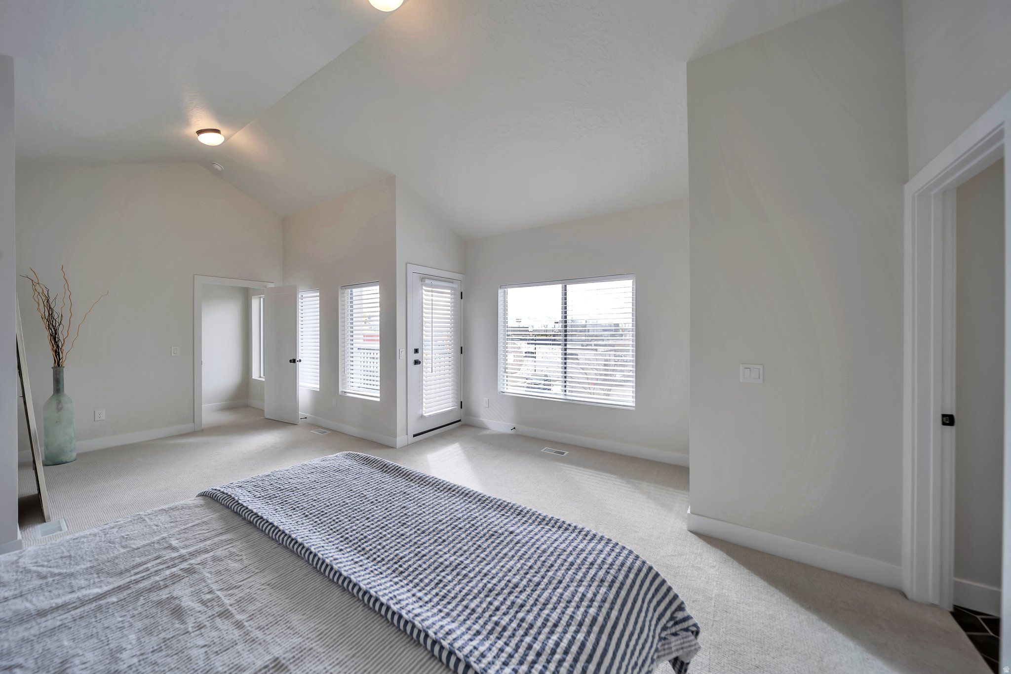 THE GEORGE CONDOMINIUMS - Residential