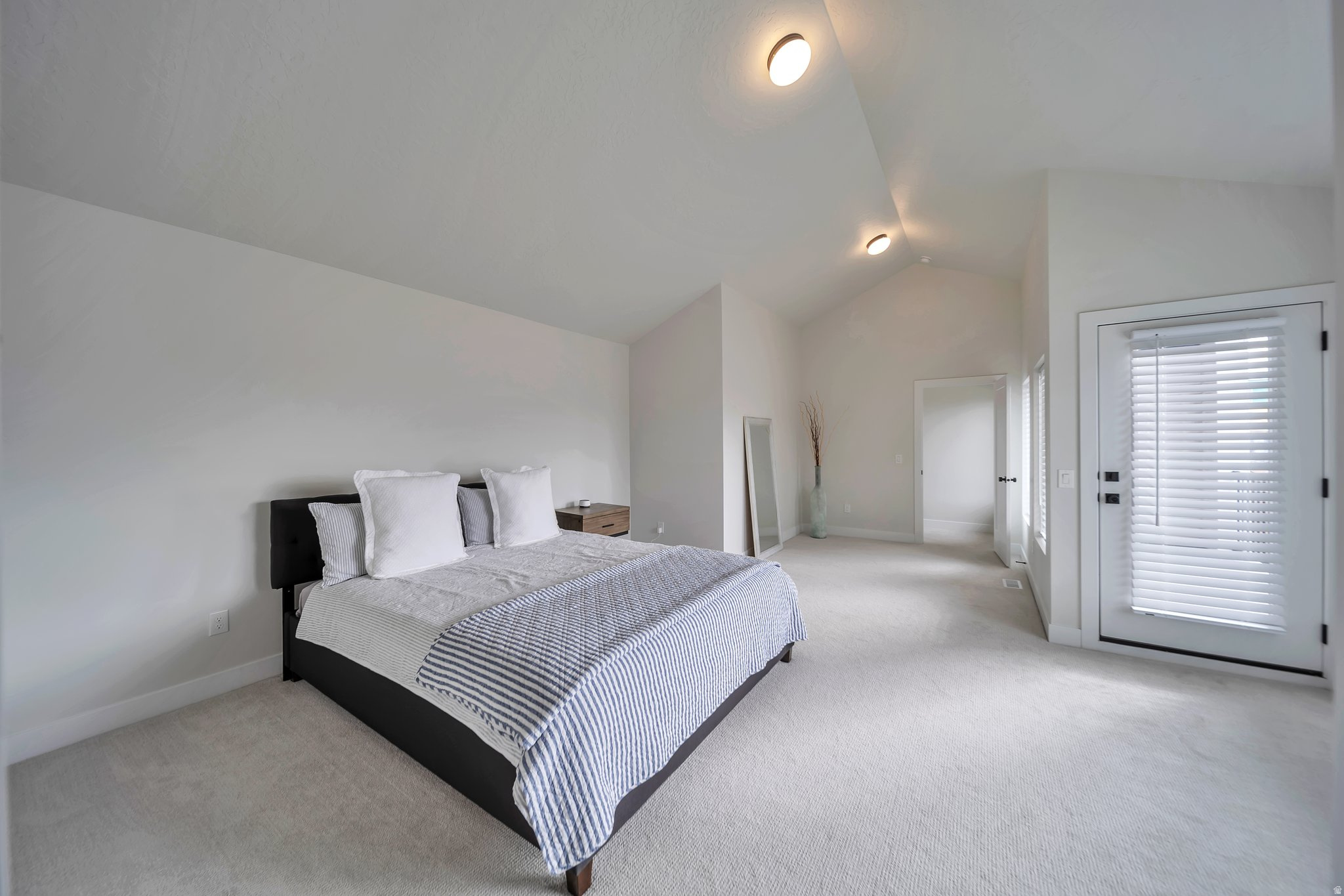 THE GEORGE CONDOMINIUMS - Residential