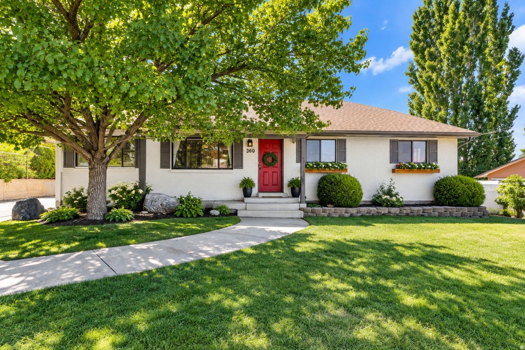 Photo of 360 E CENTER ST, Centerville, UT 84014 (MLS # 2185169)