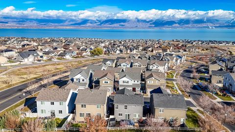 Tiny photo for 324 W WILLOW CREEK DR S, Saratoga Springs, UT 84045 (MLS # 2125760)