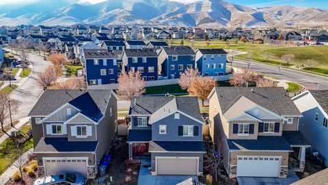 Tiny photo for 324 W WILLOW CREEK DR S, Saratoga Springs, UT 84045 (MLS # 2125760)