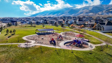 Tiny photo for 324 W WILLOW CREEK DR S, Saratoga Springs, UT 84045 (MLS # 2125760)