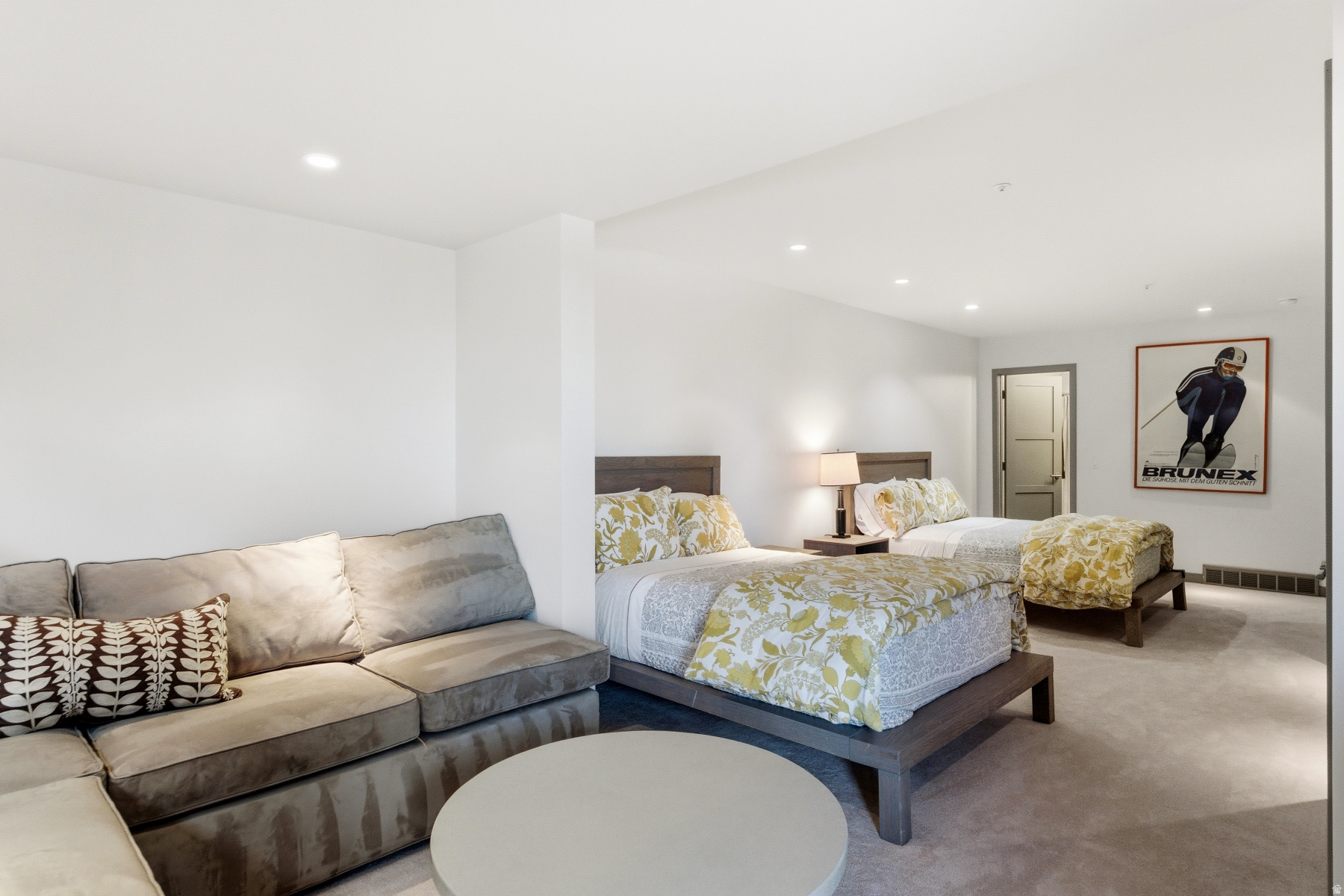 TRAILSIDE - Residential