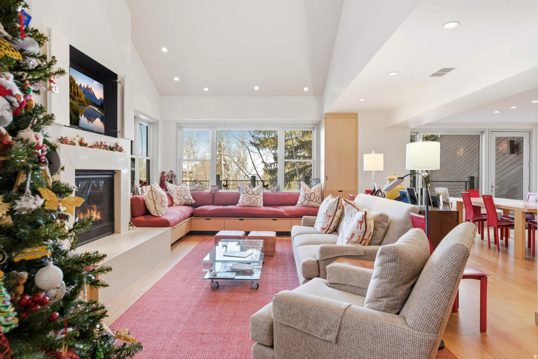 TRAILSIDE - Residential