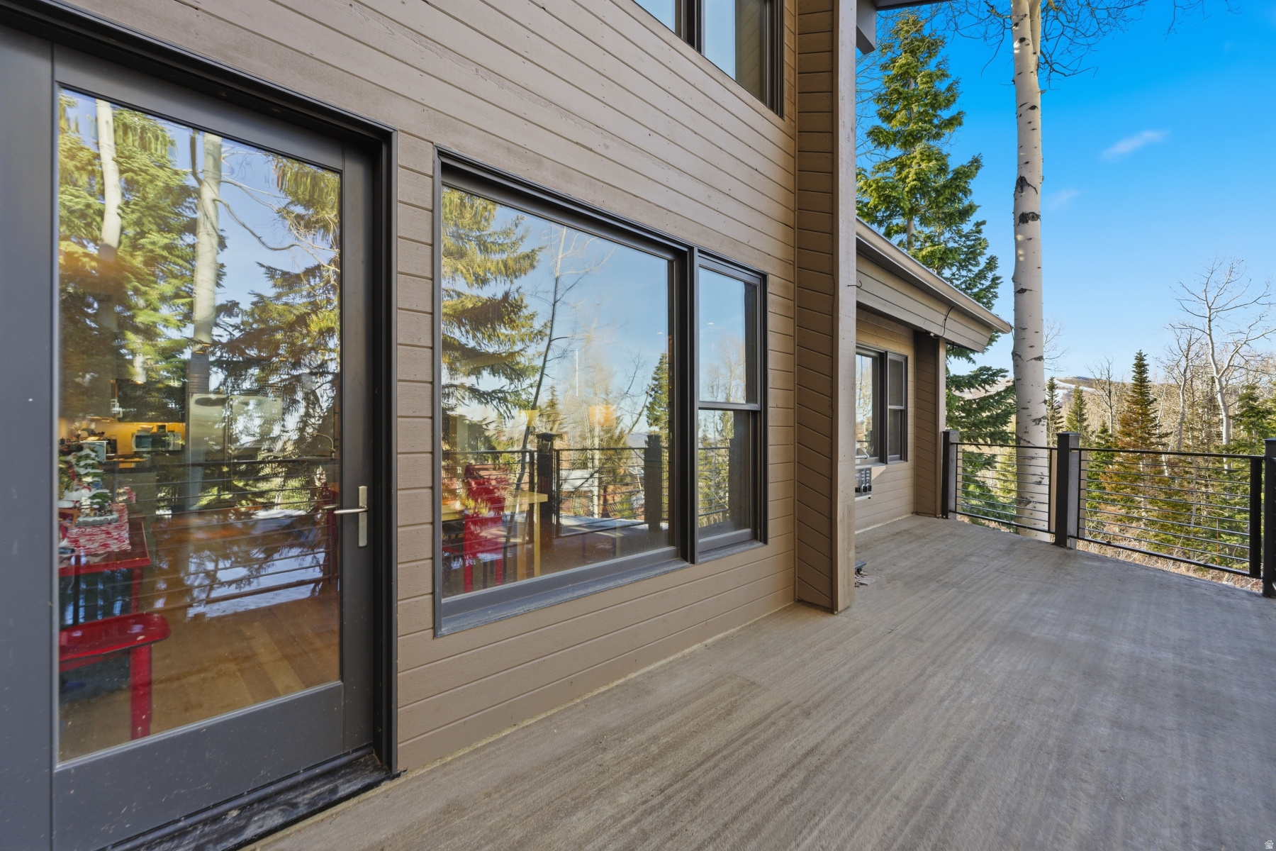 TRAILSIDE - Residential