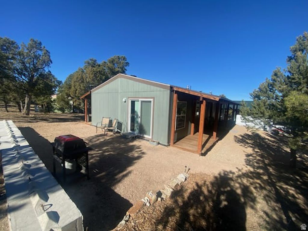 Photo of 36321 W HIGHWAY 40, Fruitland, UT 84027 (MLS # 2122819)