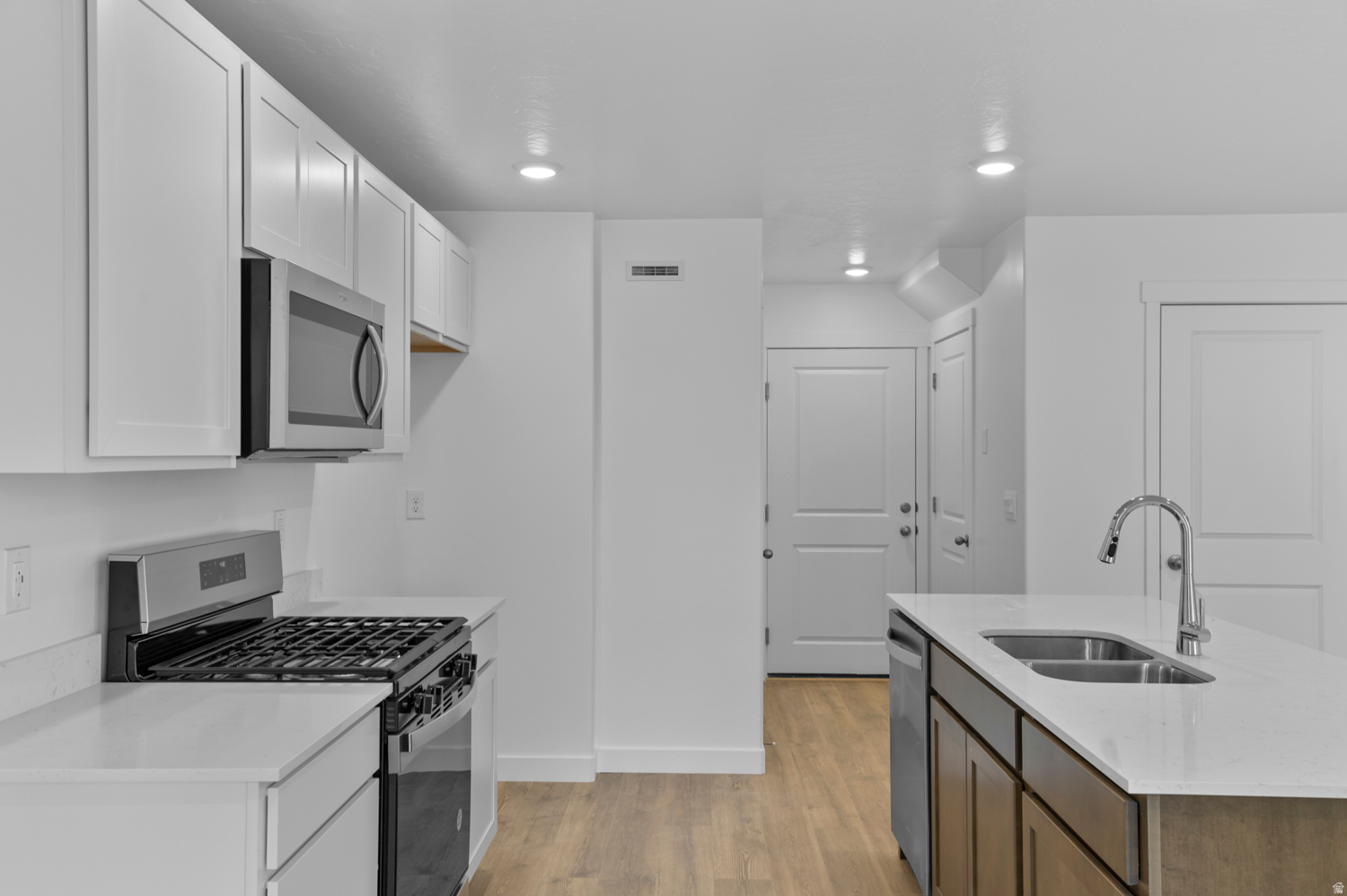 VIRIDIAN - Residential