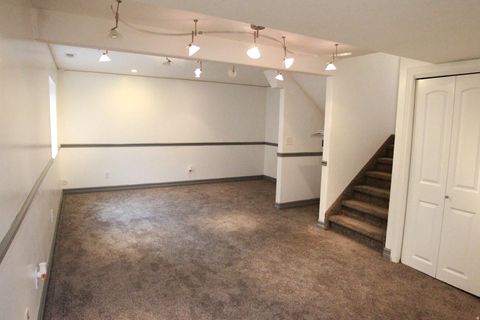 Tiny photo for 265 E 1900 N, North Ogden, UT 84414 (MLS # 2125973)