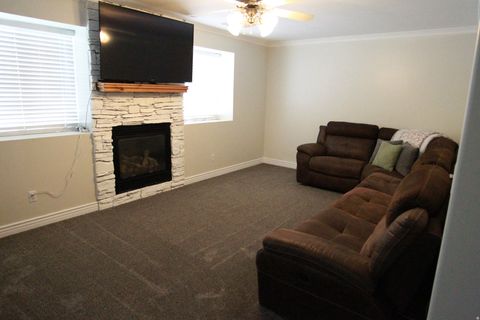 Tiny photo for 265 E 1900 N, North Ogden, UT 84414 (MLS # 2125973)