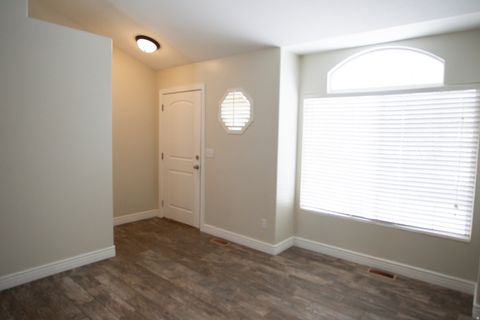 Tiny photo for 265 E 1900 N, North Ogden, UT 84414 (MLS # 2125973)