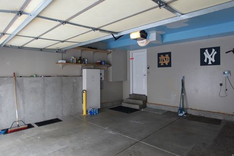 Tiny photo for 265 E 1900 N, North Ogden, UT 84414 (MLS # 2125973)