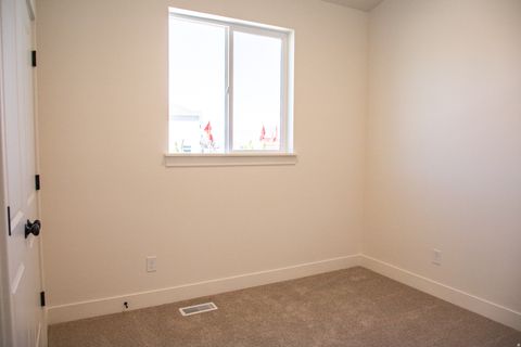 Tiny photo for 507 E 720 N LOT #4, Salem, UT 84653 (MLS # 2129455)