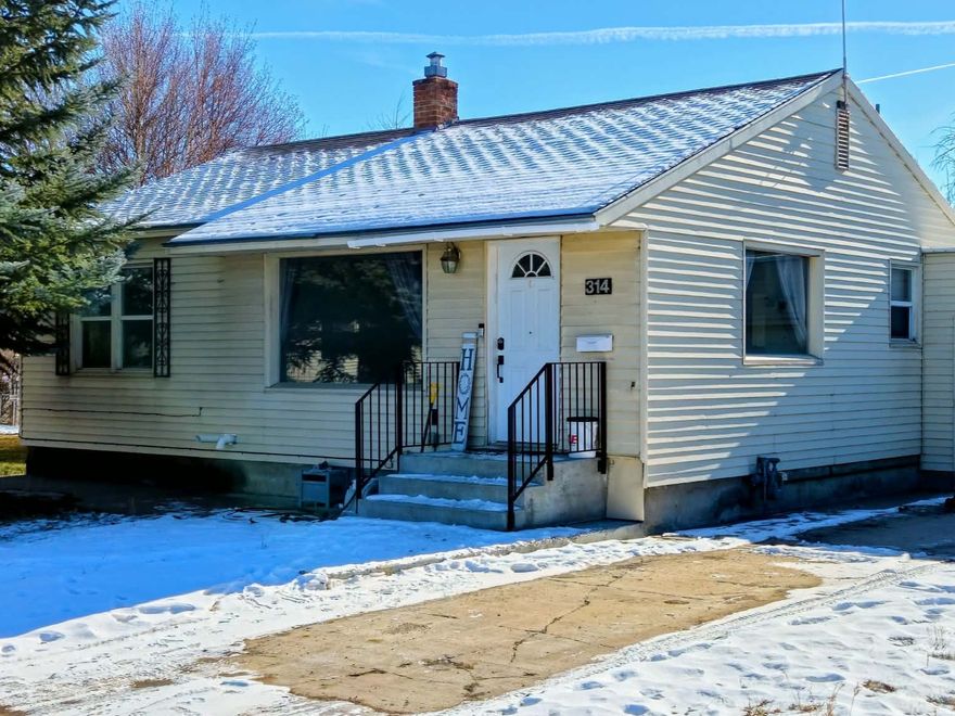 Take a look at this 4 bed 2 bath home on a secluded cul-de-sac. Matures trees and fruit trees surround the fenced in back yard.  Main level has 2 family rooms with a gas fireplace in the back family room. Kitchen has granite countertops and lots of cabinet space. Spacious bedrooms with room for a 5th bedroom or has been used as a theater room. Contact the listing agent for more info and to schedule your showings