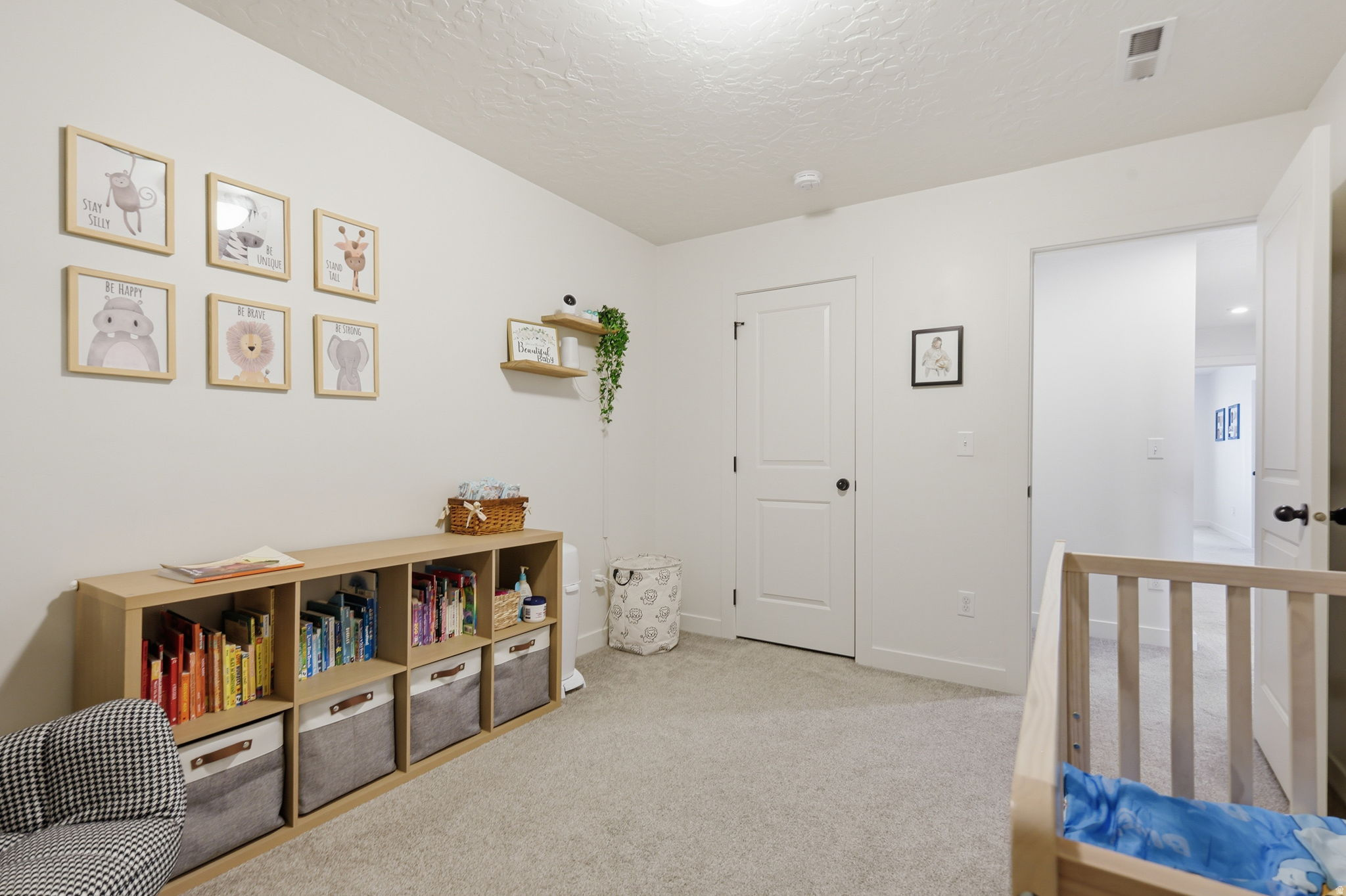 SCENIC MOUNTAIN - Residential