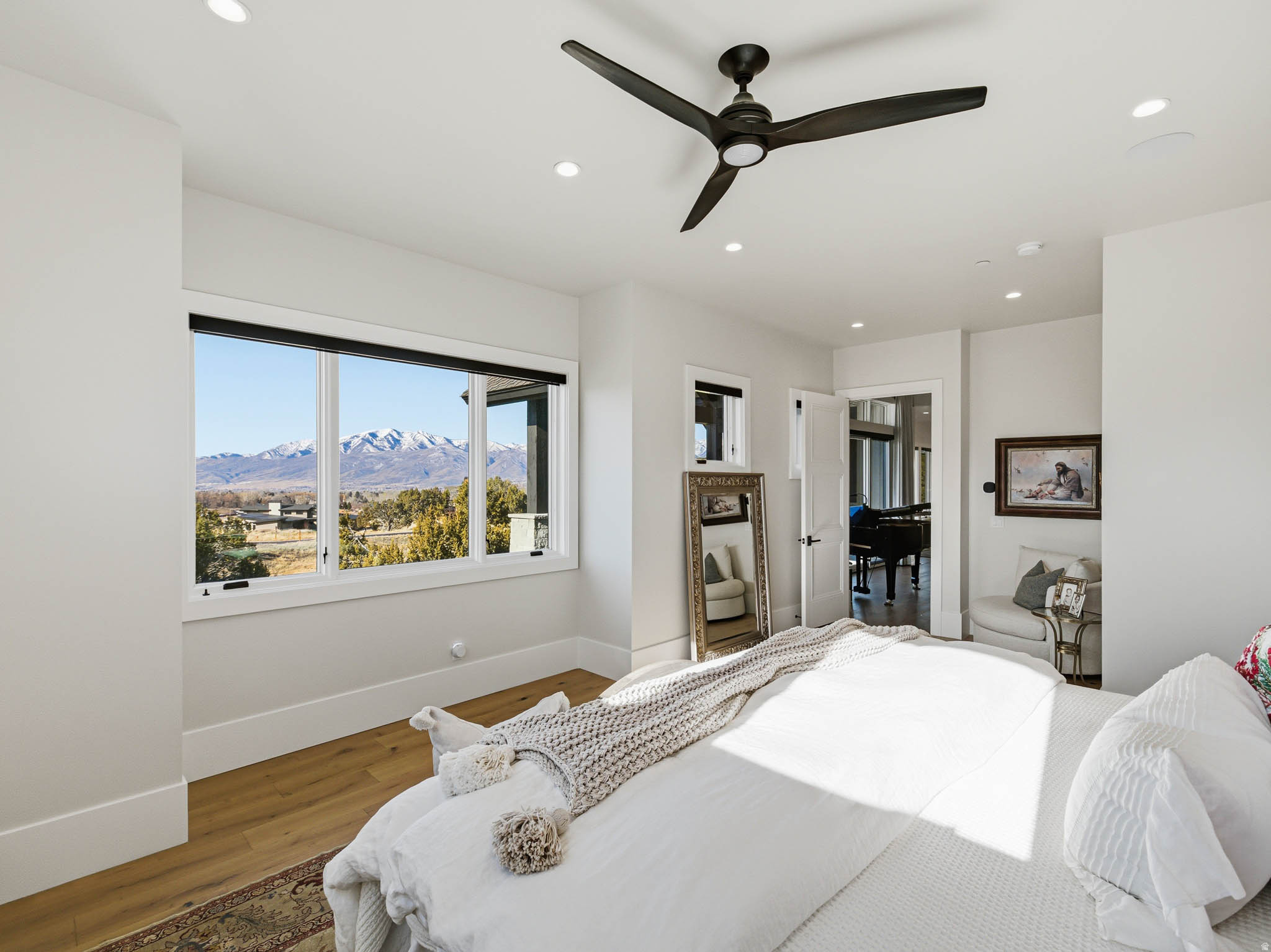 RED LEDGES - Residential