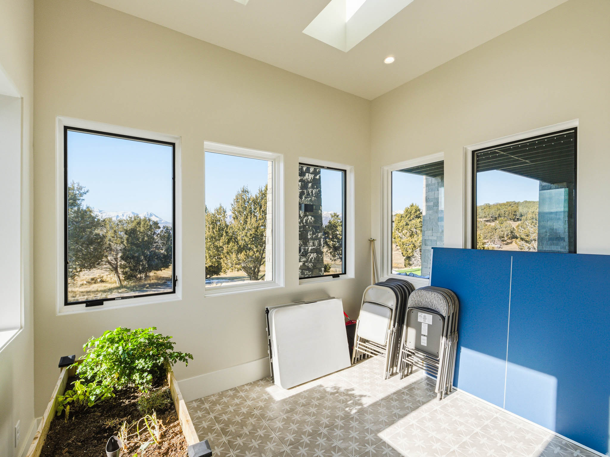 RED LEDGES - Residential