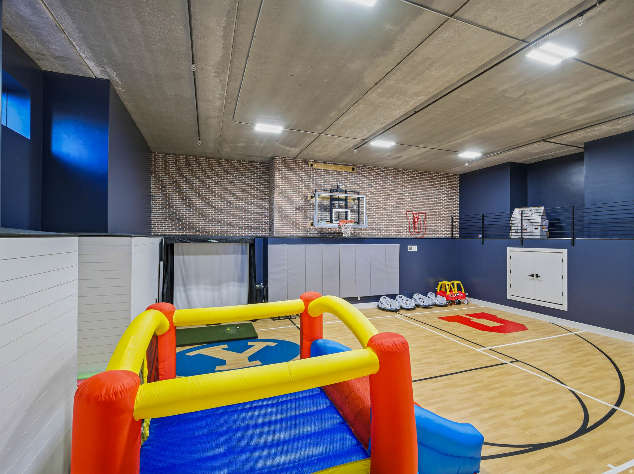 RED LEDGES - Residential