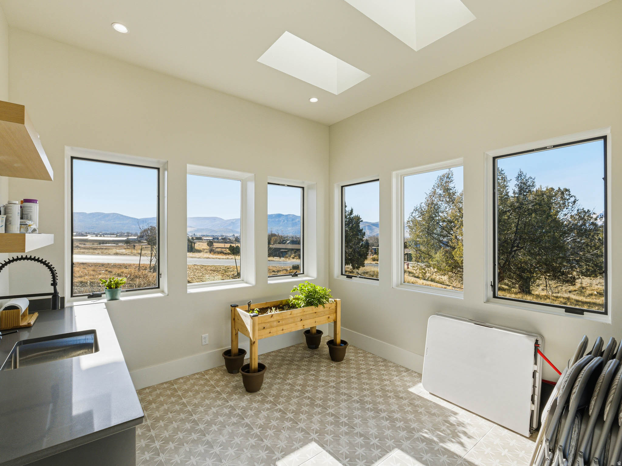 RED LEDGES - Residential