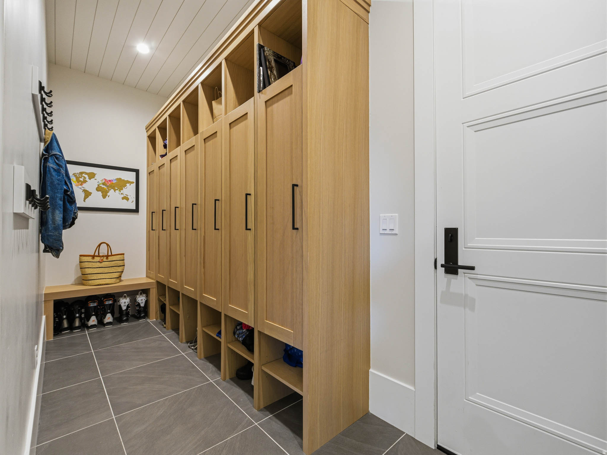 RED LEDGES - Residential