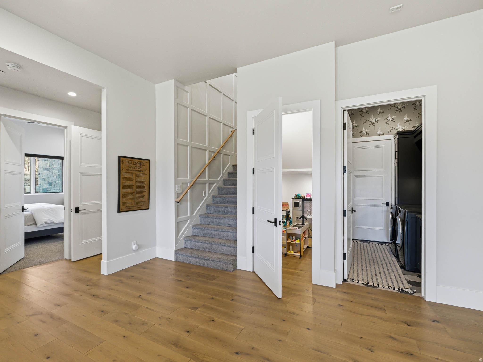 RED LEDGES - Residential