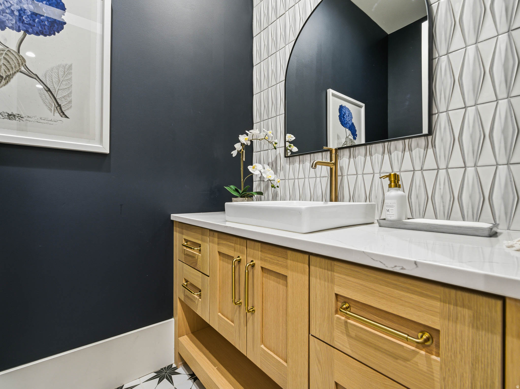 RED LEDGES - Residential