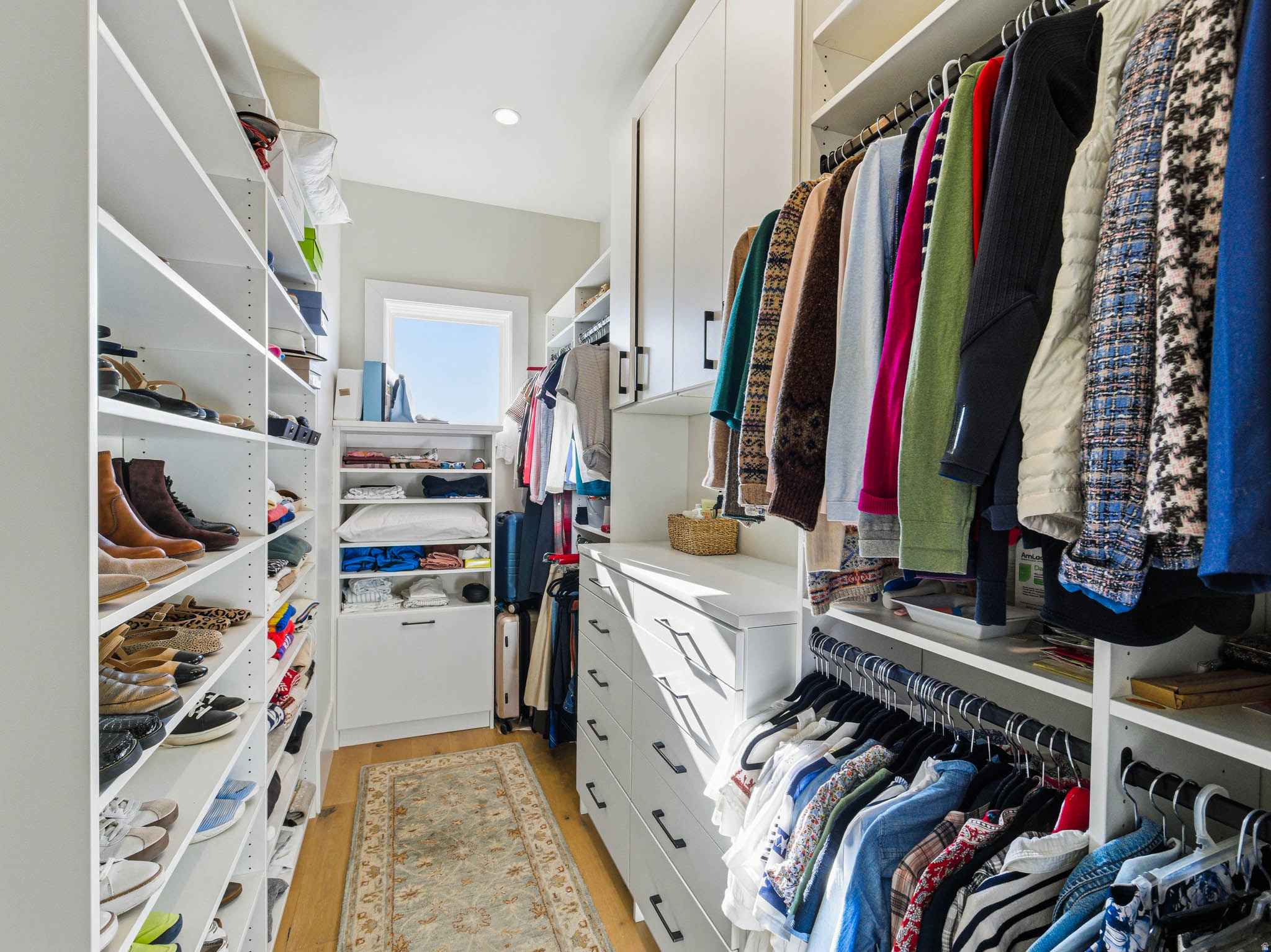 RED LEDGES - Residential