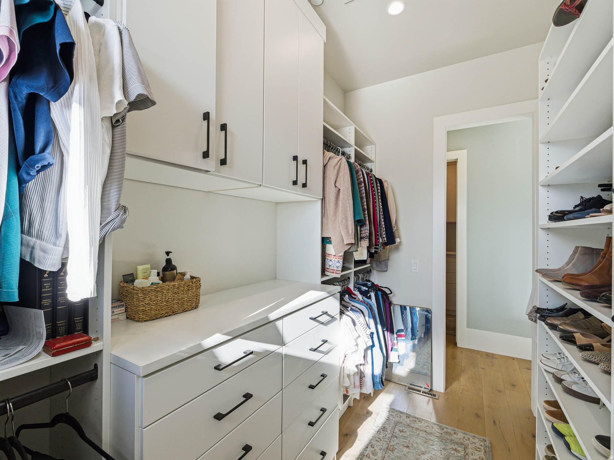 RED LEDGES - Residential